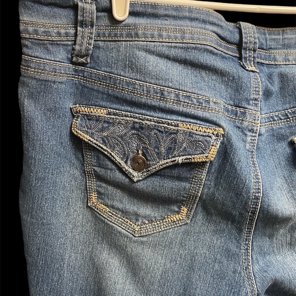 Lane Bryant Blue Denim Jeans Slim Boot High Rise Size 20 Embellished Pockets - Picture 4 of 7
